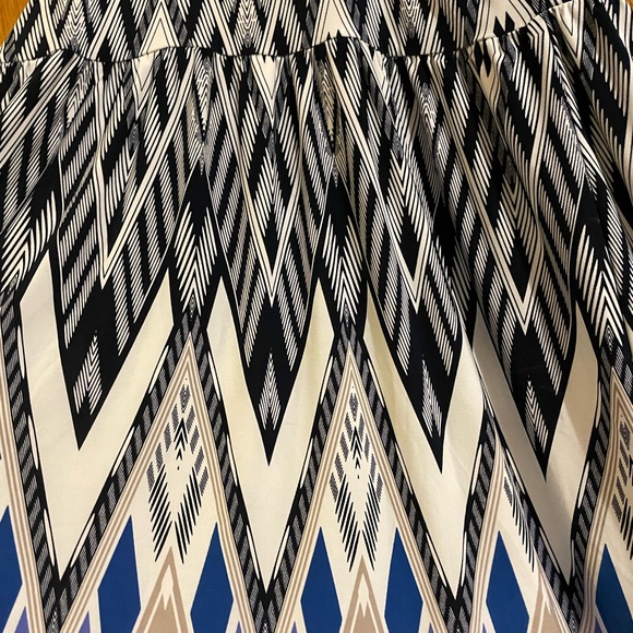 Beautiful - Picture 2 of 4